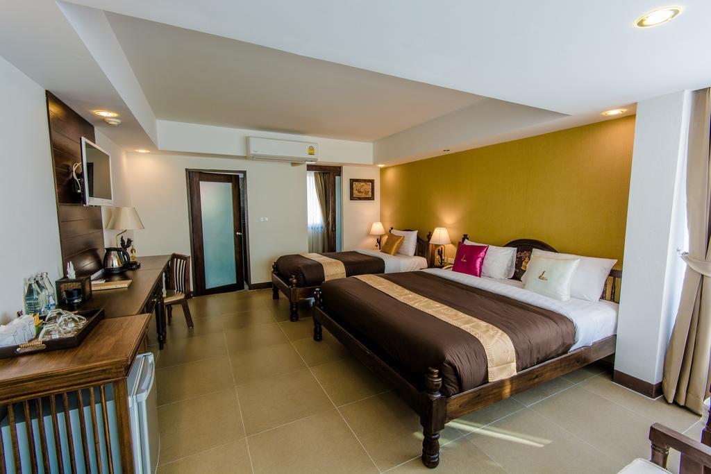 Goldenbell Hotel Chiangmai Chiang Mai Exterior photo