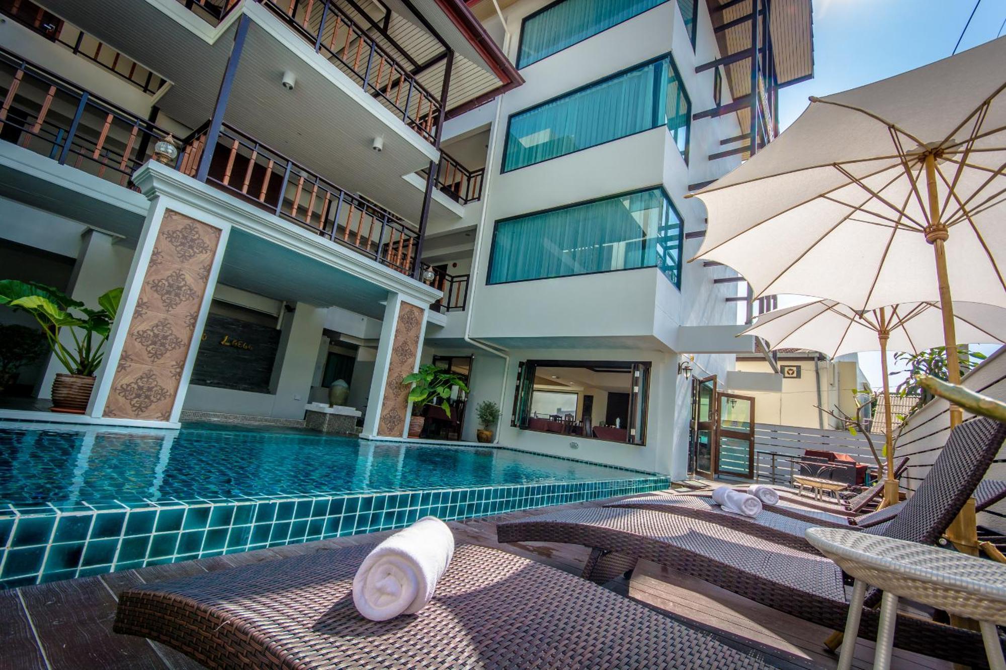 Goldenbell Hotel Chiangmai Chiang Mai Exterior photo